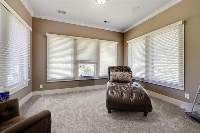 25312 W 96th Terrace, Lenexa, KS 66227