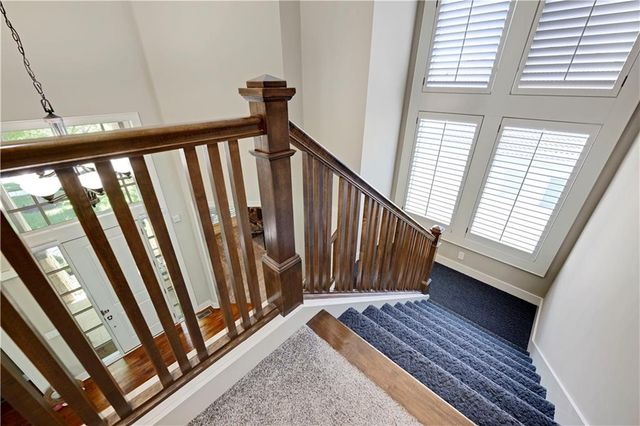 25312 W 96th Terrace, Lenexa, KS 66227