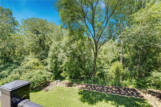 25312 W 96th Terrace, Lenexa, KS 66227