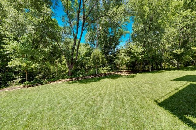 25312 W 96th Terrace, Lenexa, KS 66227