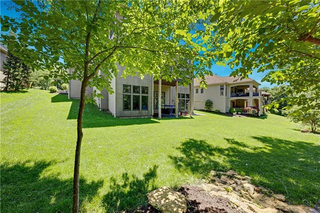 25312 W 96th Terrace, Lenexa, KS 66227