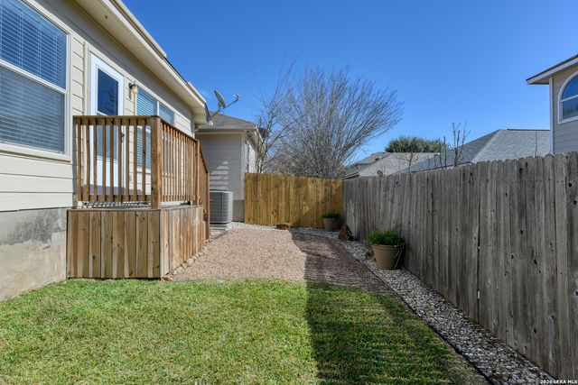 7219 Painter Way, San Antonio, TX 78240