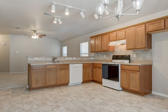 7219 Painter Way, San Antonio, TX 78240