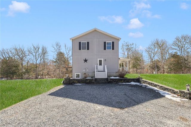 502 Southlake Road, Tiverton, RI 02878