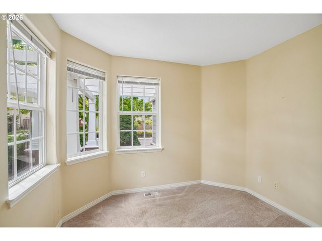5392 Nw CRADY Ln, Portland, OR 97229