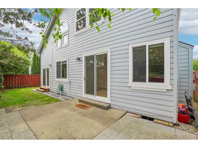 5392 Nw CRADY Ln, Portland, OR 97229