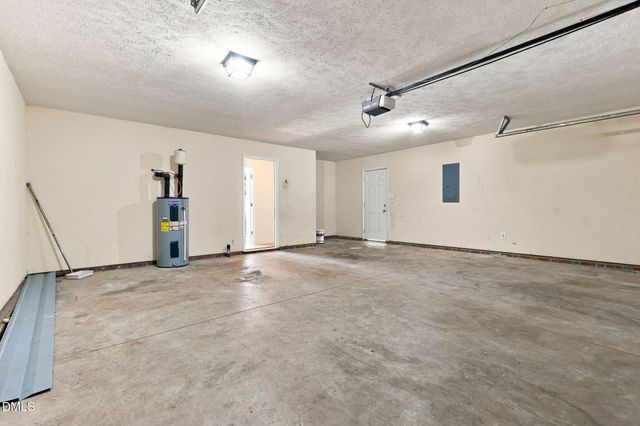 904 Broadmore Drive, Fayetteville, NC 28314