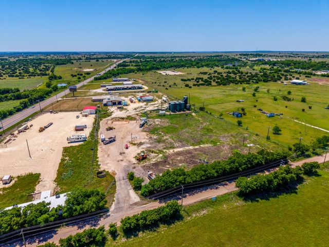 201 N Cr-1226, Cleburne, TX 76033