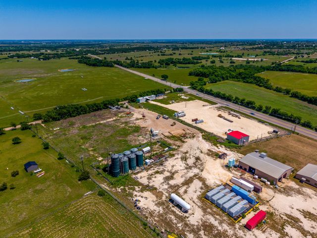 201 N Cr-1226, Cleburne, TX 76033