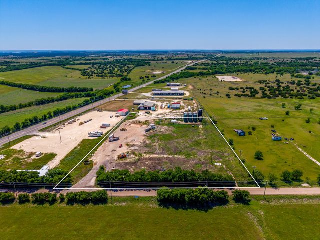 201 N Cr-1226, Cleburne, TX 76033