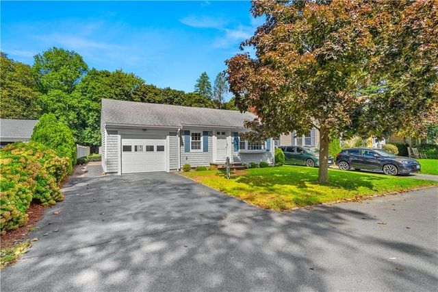 19 Beaumont Street, East Providence, RI 02916
