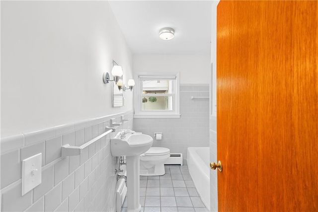 19 Beaumont Street, East Providence, RI 02916