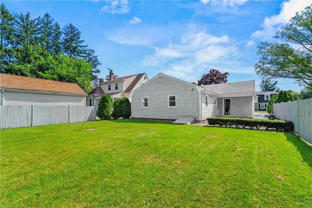 19 Beaumont Street, East Providence, RI 02916