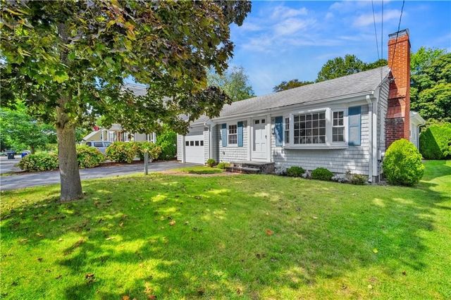 19 Beaumont Street, East Providence, RI 02916