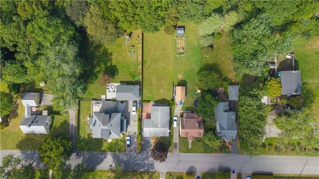 19 Beaumont Street, East Providence, RI 02916