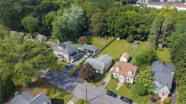 19 Beaumont Street, East Providence, RI 02916