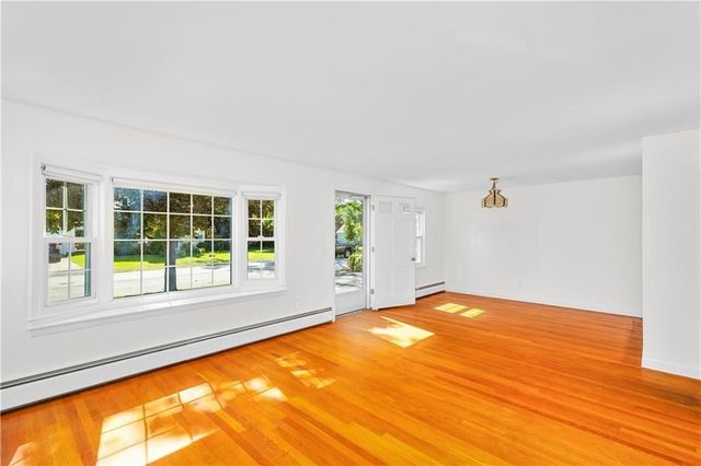 19 Beaumont Street, East Providence, RI 02916