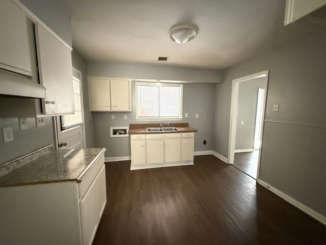 2028 BELOVER DR, Memphis, TN 38127