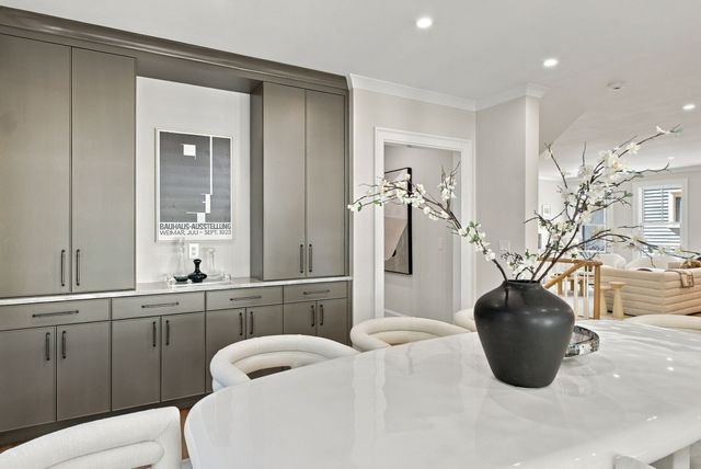 65 Hammond Street, Cambridge, MA 02138