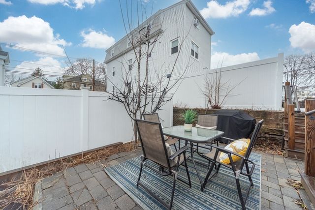 69 Forest St 2, Watertown, MA 02472