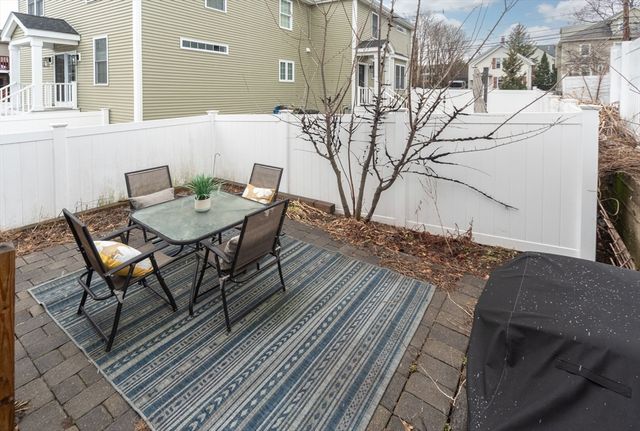 69 Forest St 2, Watertown, MA 02472