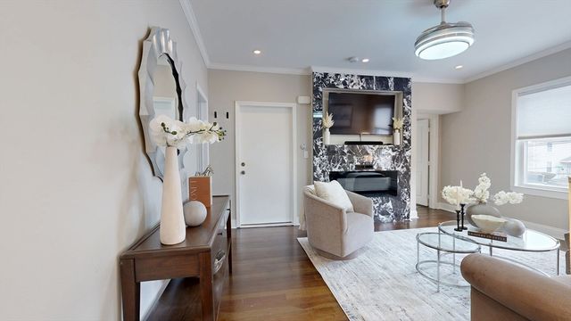 69 Forest St 2, Watertown, MA 02472