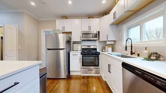 69 Forest St 2, Watertown, MA 02472