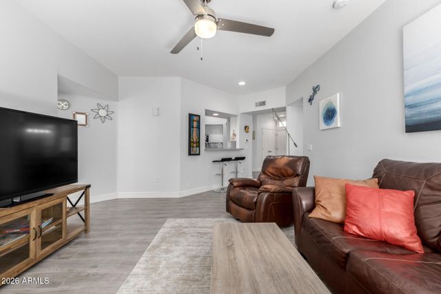 1747 E NORTHERN Avenue 181, Phoenix, AZ 85020