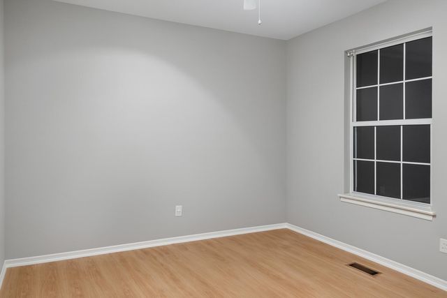 3031 W Highpoint Street, Springfield, MO 65810