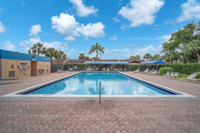 5073 Forsythia Street, Delray Beach, FL 33484