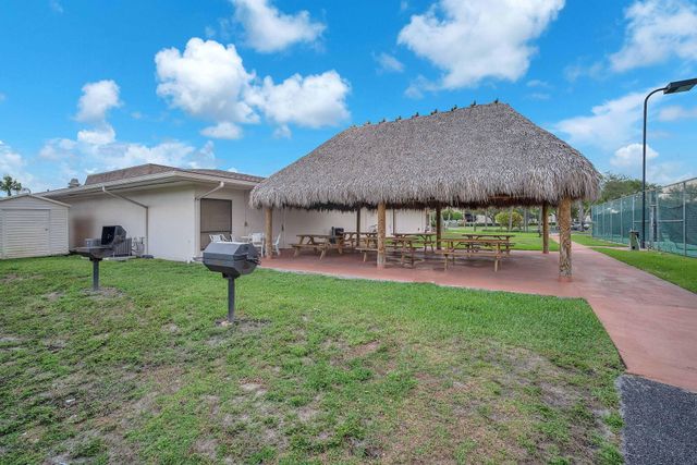 5073 Forsythia Street, Delray Beach, FL 33484