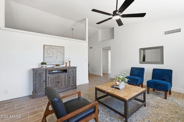 6226 N 88TH Avenue, Glendale, AZ 85305