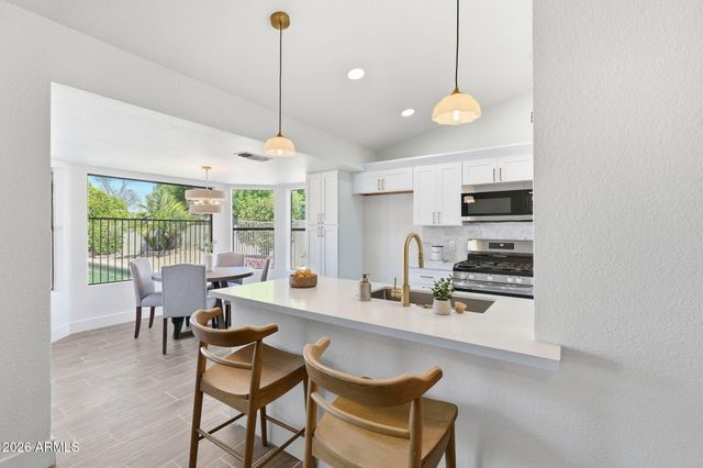 6226 N 88TH Avenue, Glendale, AZ 85305