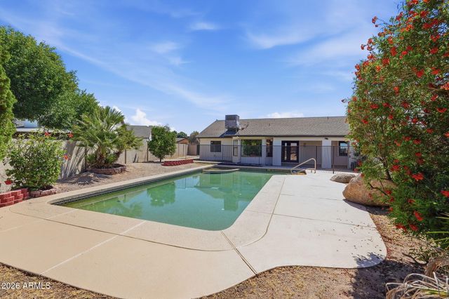 6226 N 88TH Avenue, Glendale, AZ 85305