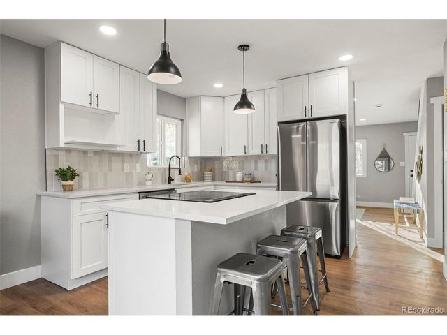 2890 S Sherman St, Englewood, CO 80113