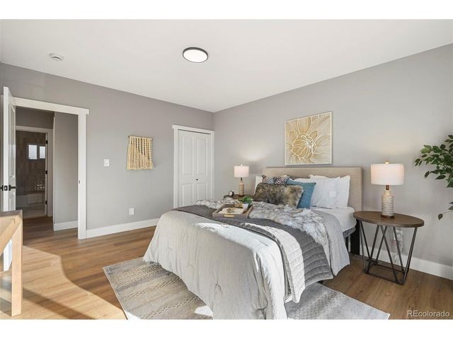 2890 S Sherman St, Englewood, CO 80113