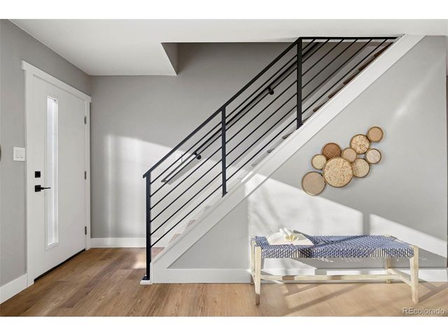 2890 S Sherman St, Englewood, CO 80113