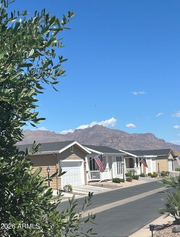3301 S GOLDFIELD Road 6059, Apache Junction, AZ 85119