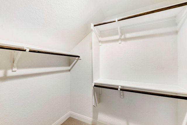 338 Orleanian DR, Buda, TX 78610