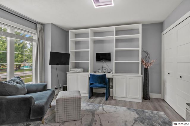 9131 Merryvale Drive, Lincoln, NE 68526