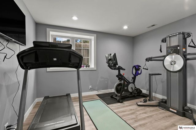 9131 Merryvale Drive, Lincoln, NE 68526