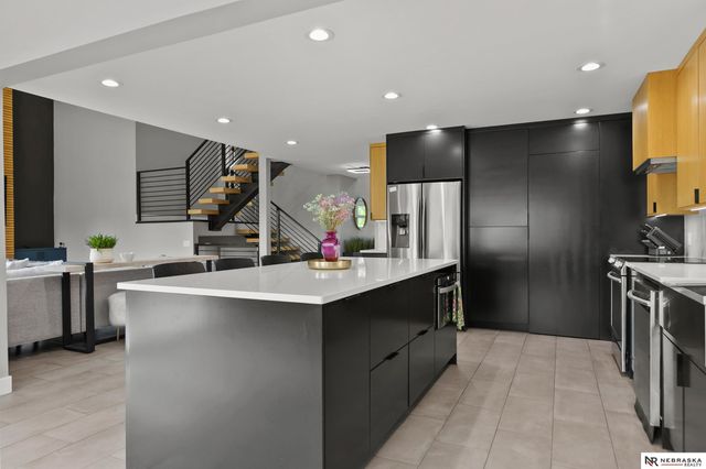9131 Merryvale Drive, Lincoln, NE 68526