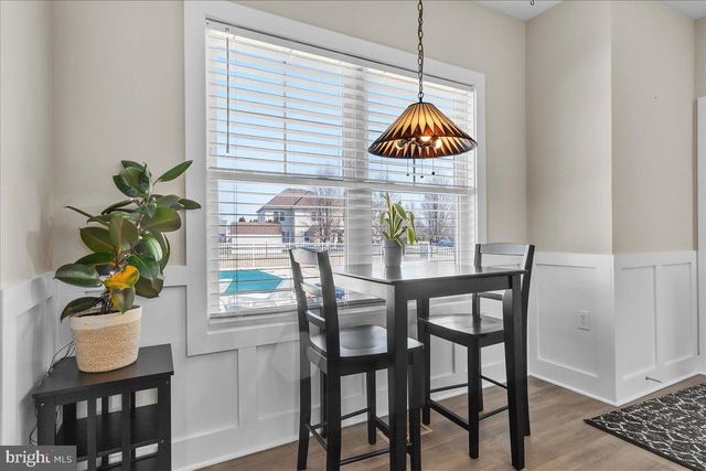 31 HILYARD CIR S, Hedgesville, WV 25427