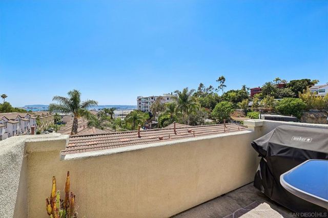 3156 Harbor Ridge Ln, San Diego, CA 92103