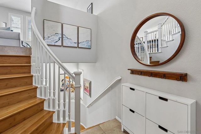 3156 Harbor Ridge Ln, San Diego, CA 92103