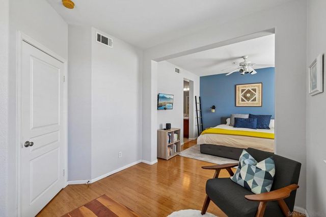 3156 Harbor Ridge Ln, San Diego, CA 92103