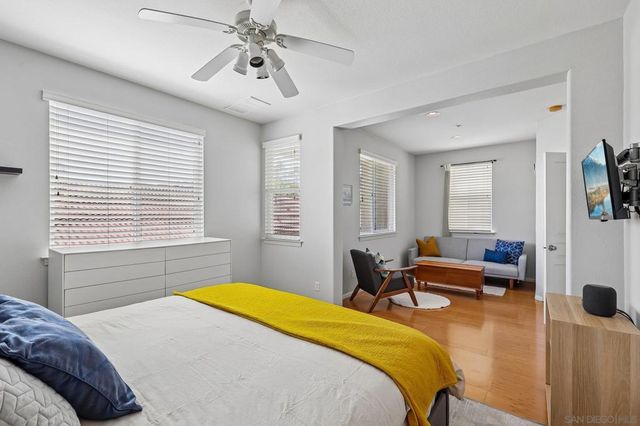 3156 Harbor Ridge Ln, San Diego, CA 92103