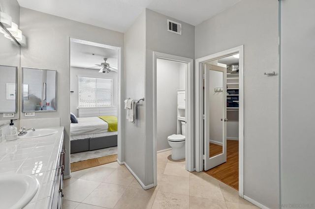 3156 Harbor Ridge Ln, San Diego, CA 92103