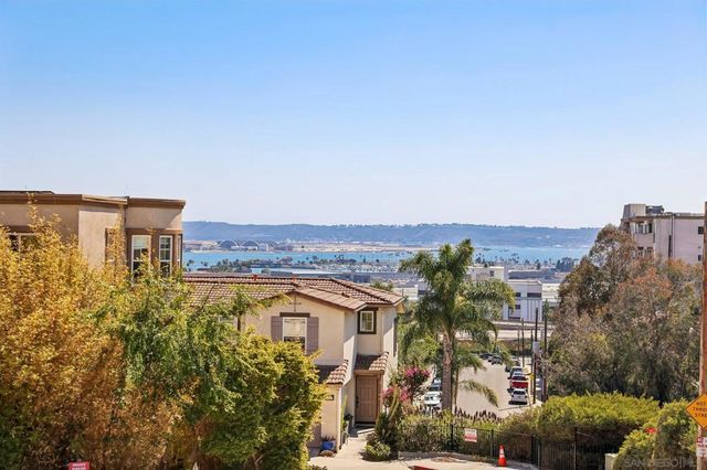 3156 Harbor Ridge Ln, San Diego, CA 92103
