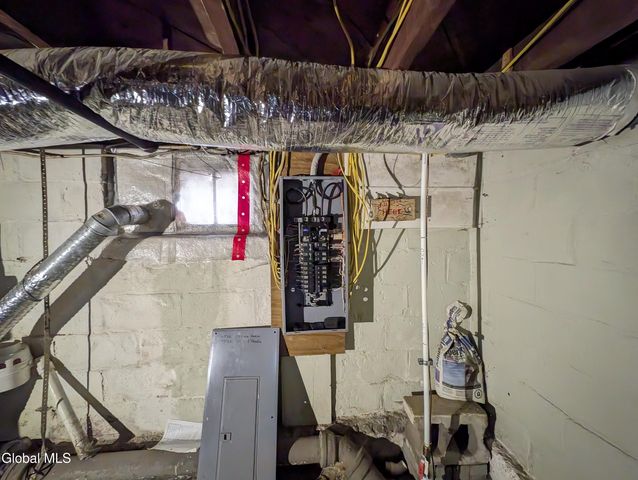 450 Eleanor Street, Schenectady, NY 12306